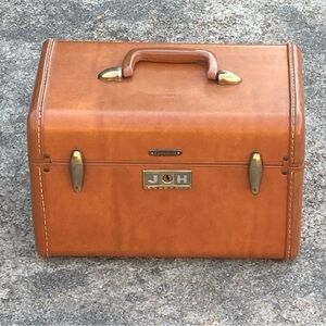 Vintage Samsonite Train Case/Overnight Kit